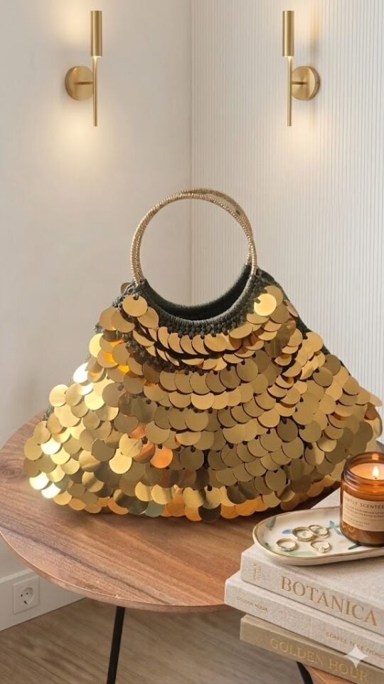 Pullu  El Örgüsü Çanta